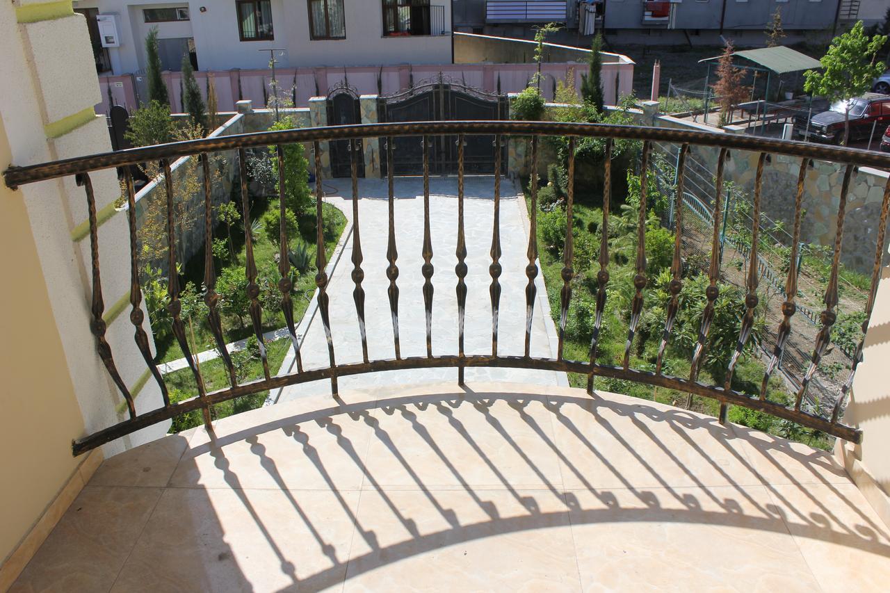 Hotel Mimino Tbilisi Exterior foto