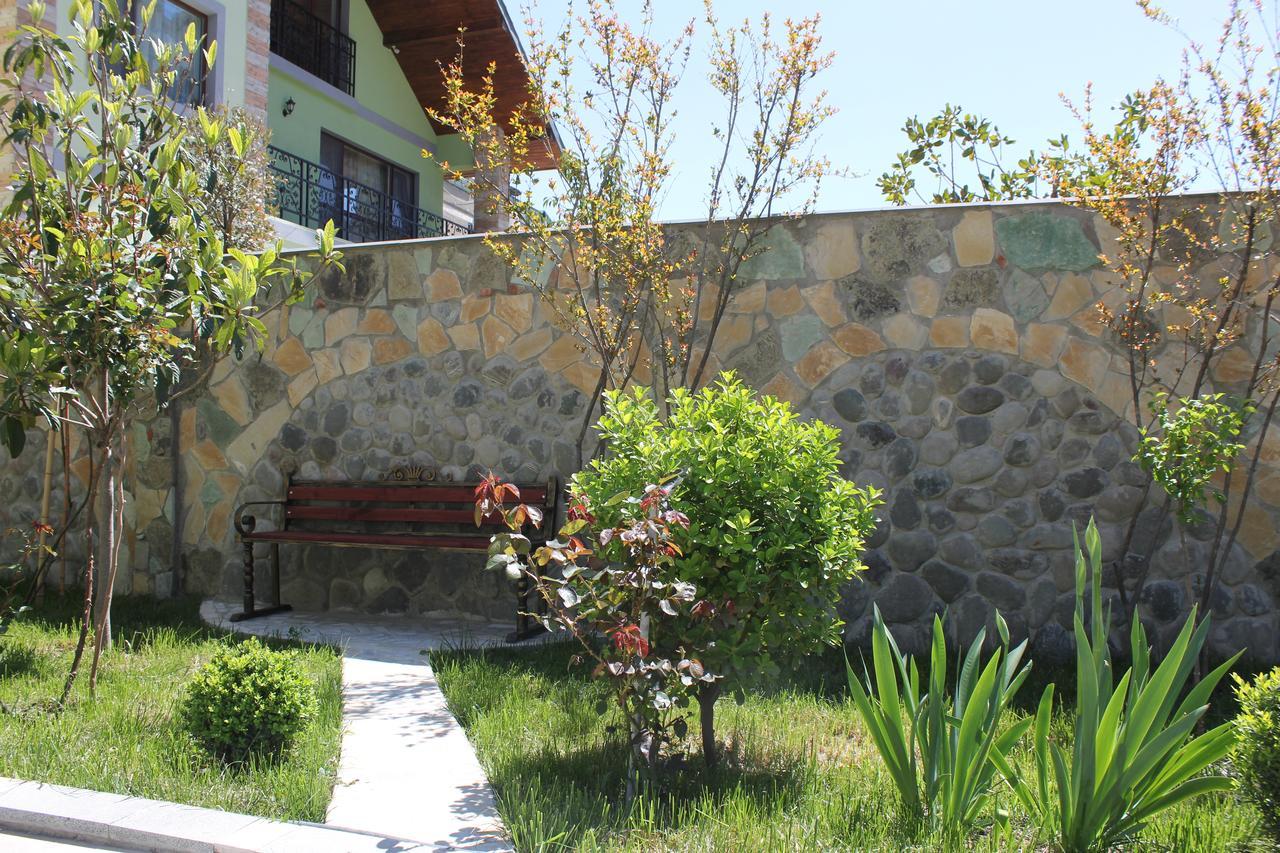 Hotel Mimino Tbilisi Exterior foto